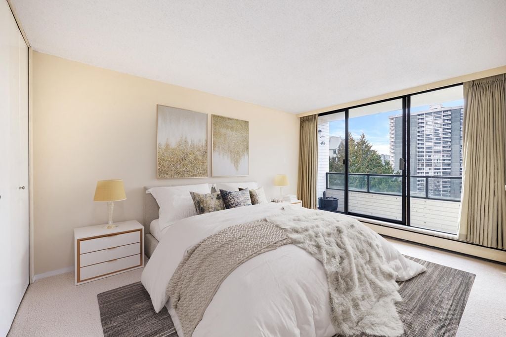 1412 Esquimalt Ave, #701