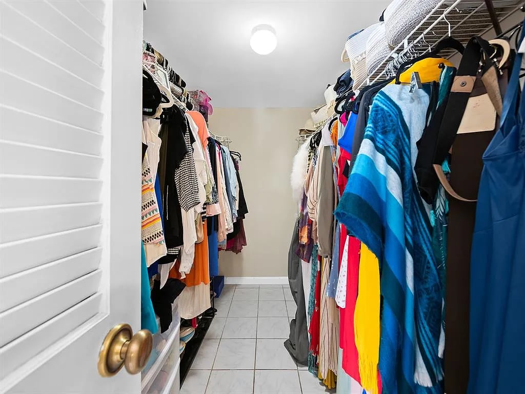 2101 S Ocean Drive 801