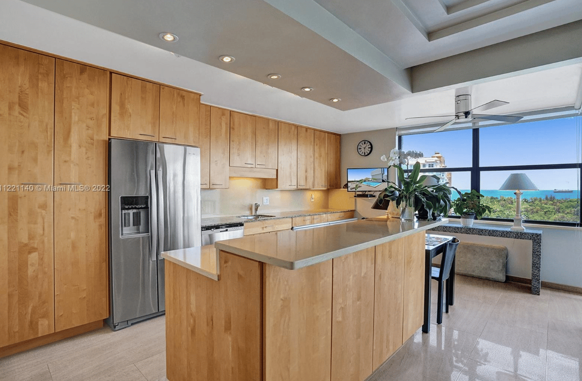 936 Intracoastal Dr APT 14D Fort Lauderdale, FL