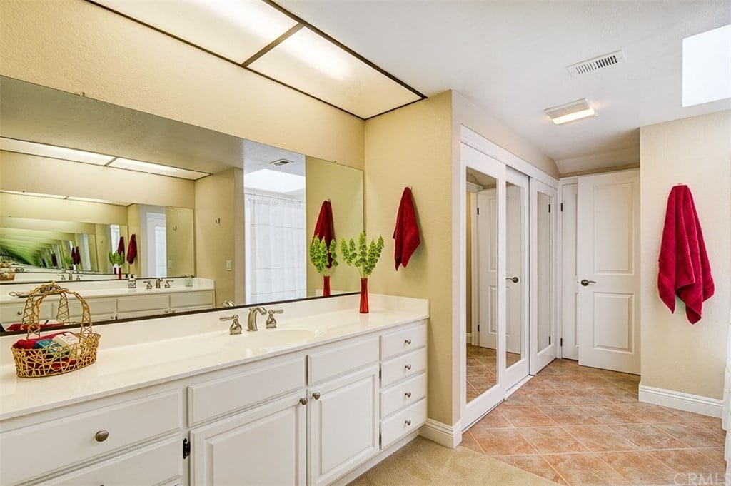 904 Hyde Ct