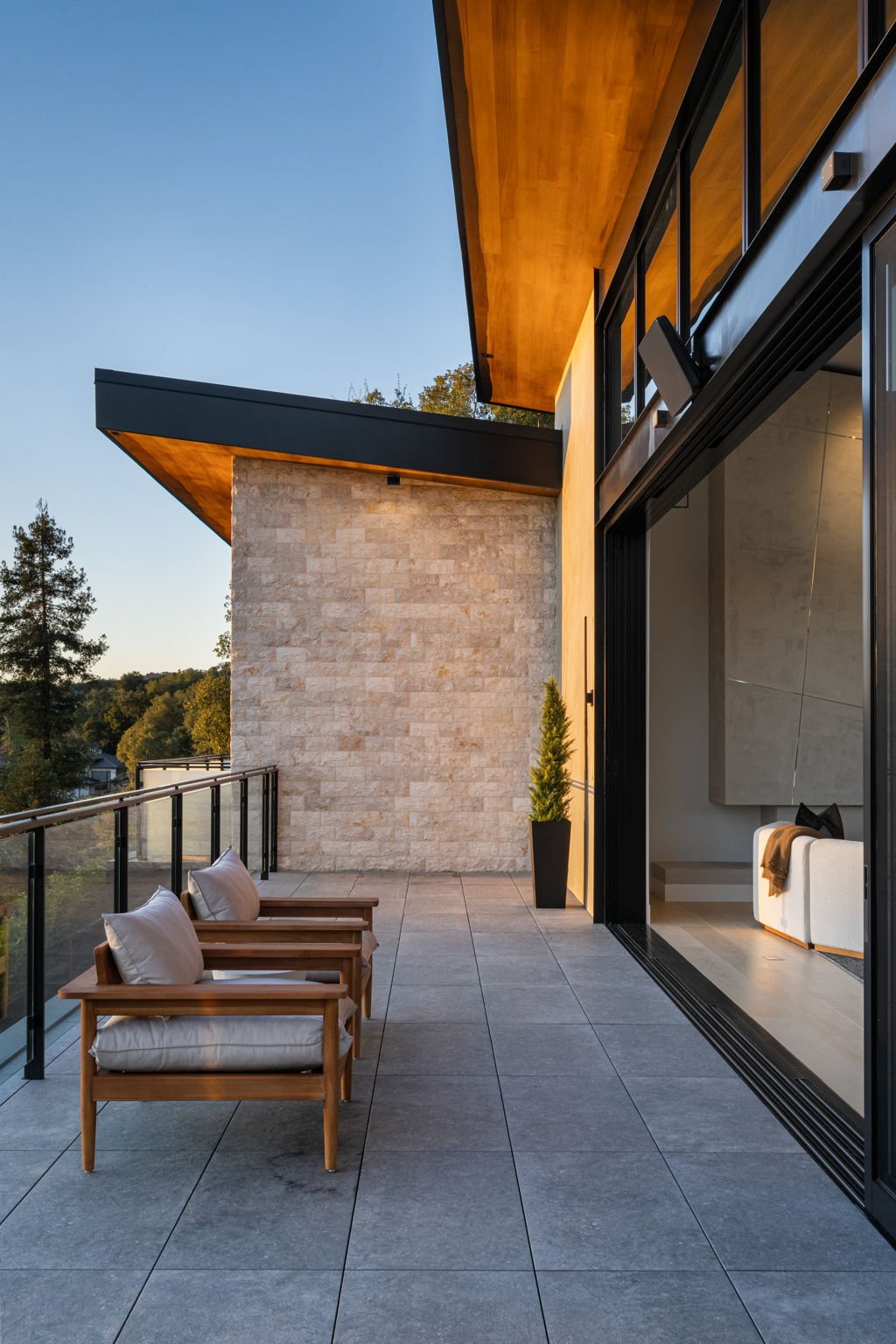 105 Canyon Drive