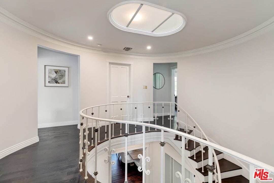 503 N Alta Dr
