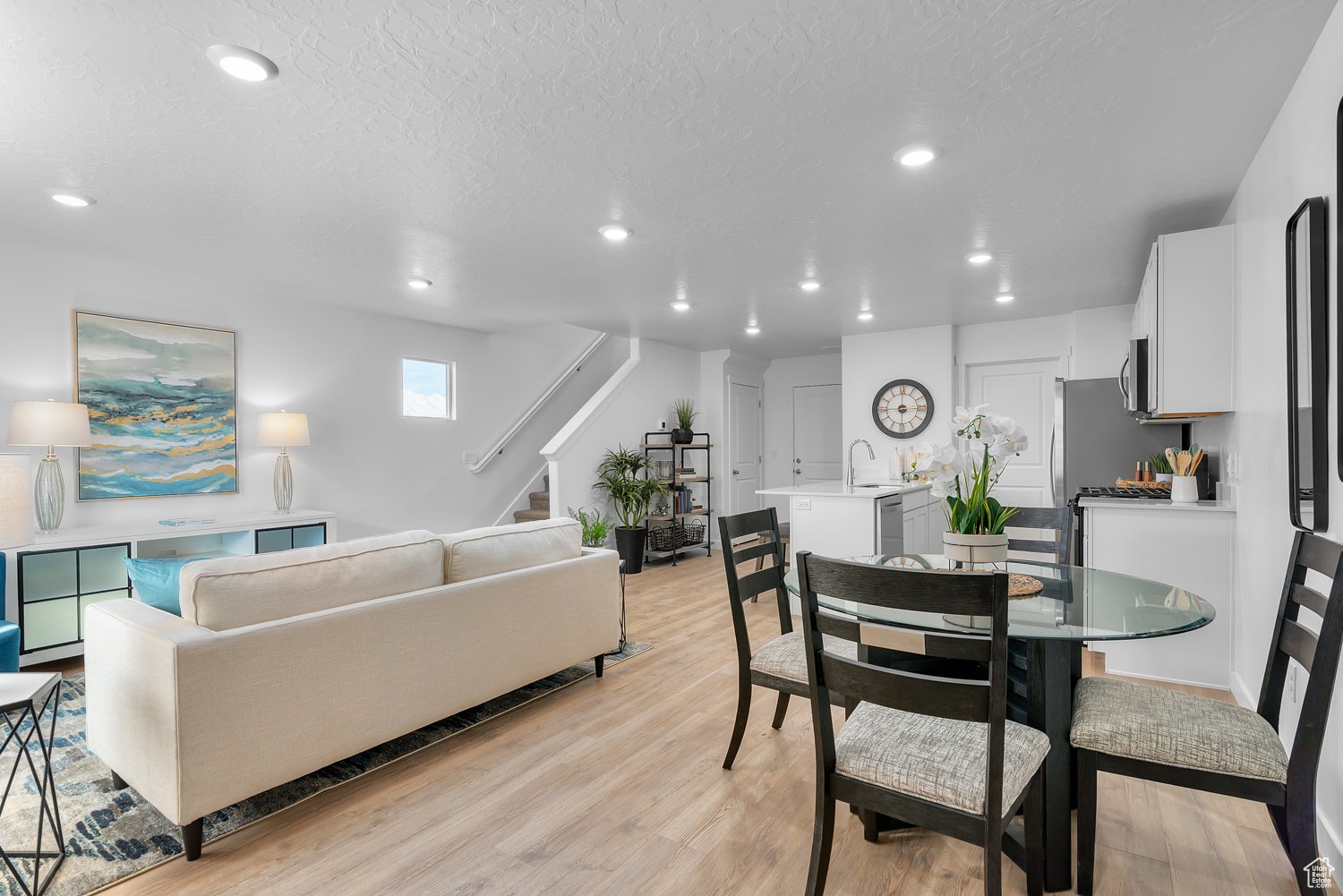61 N Carpenter Ln