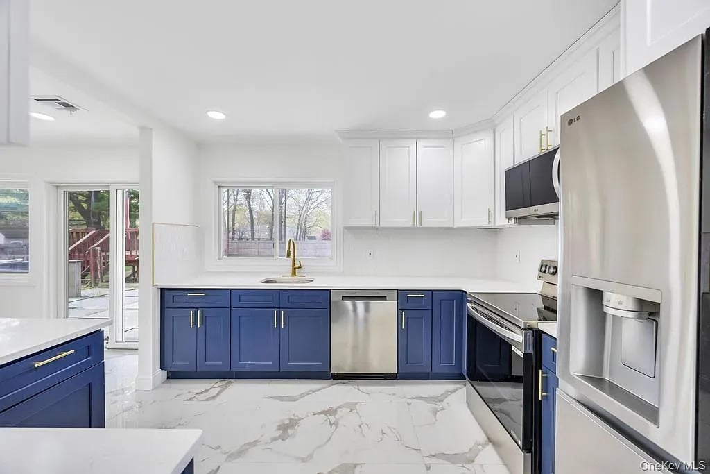 8 Grand Canyon Ln