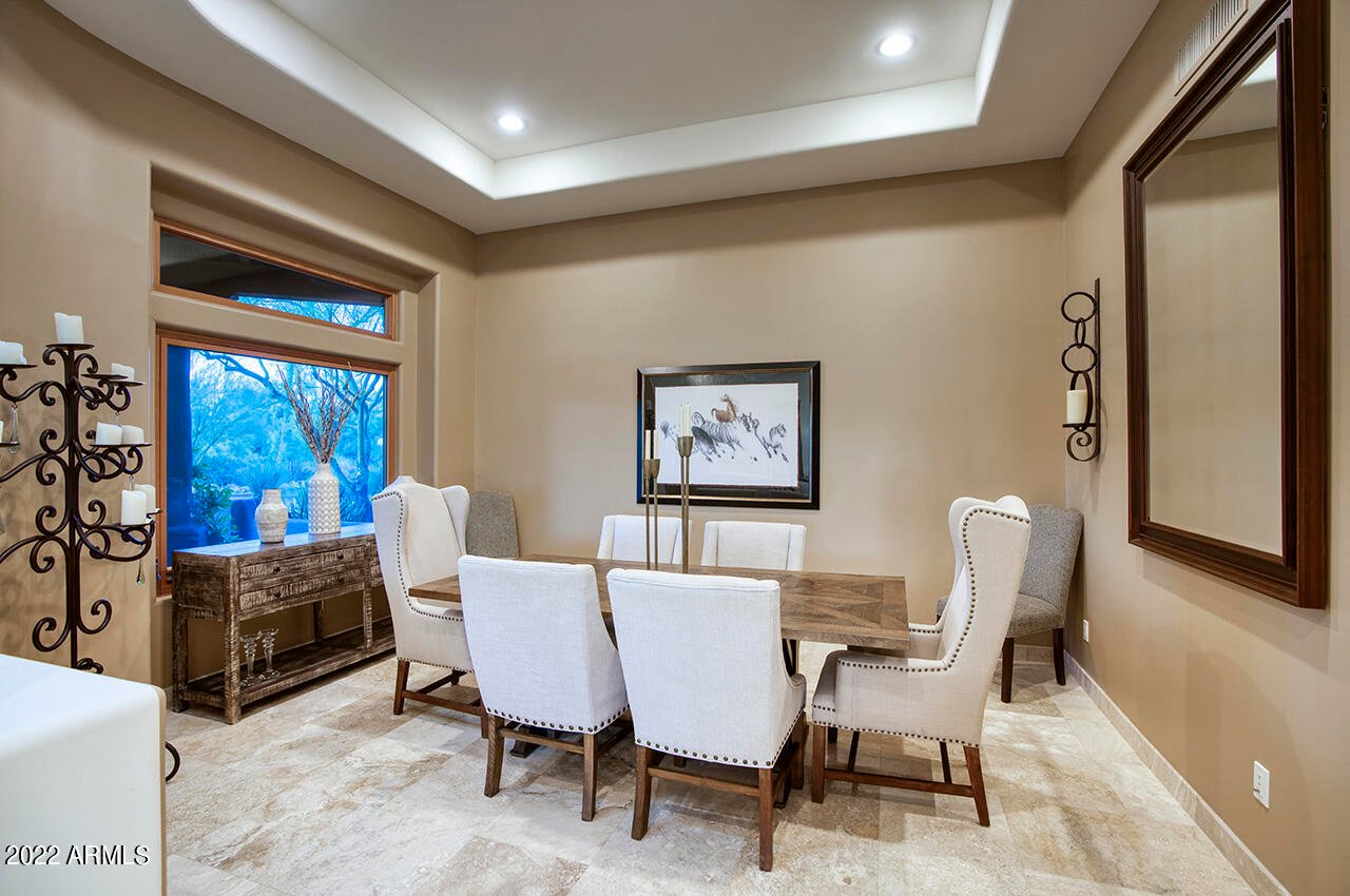 10685 E Cottontail Ln