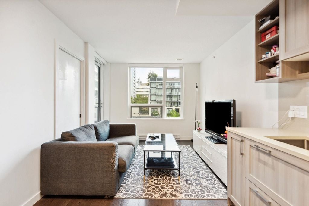 5470 Ormidale St, #518