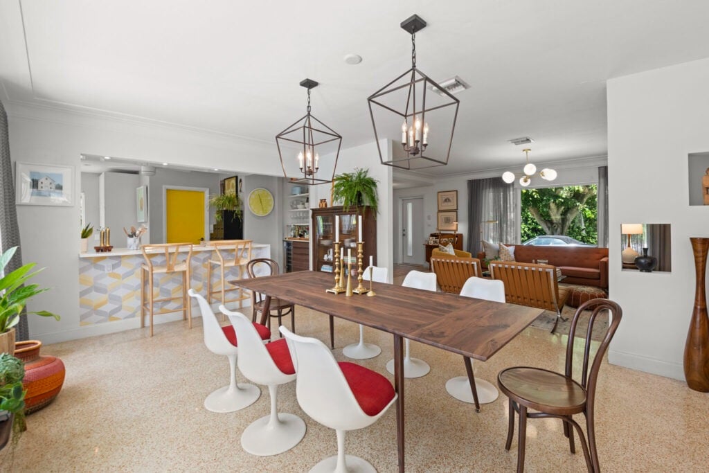 Miami Shores Stunner Lists by Daniel Falcon