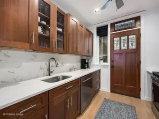 2319 N Commonwealth Ave #2E