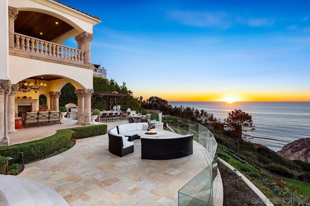 9860 La Jolla Farms Rd