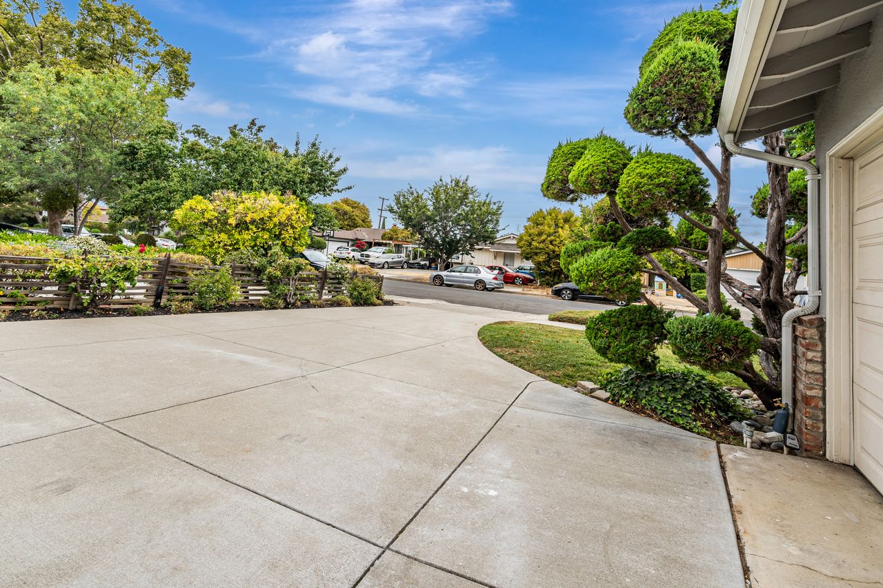 West San Jose Gem with Top-Rated Cupertino Schools!