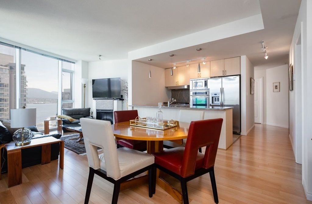 1211 Melville St, #2005