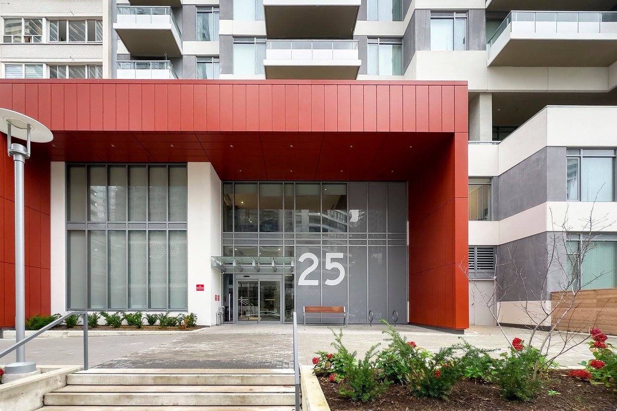 25 Holly St Unit: 708