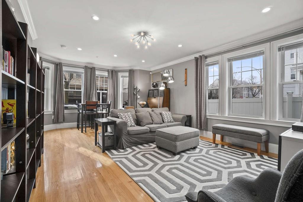 10 Romsey St, #1