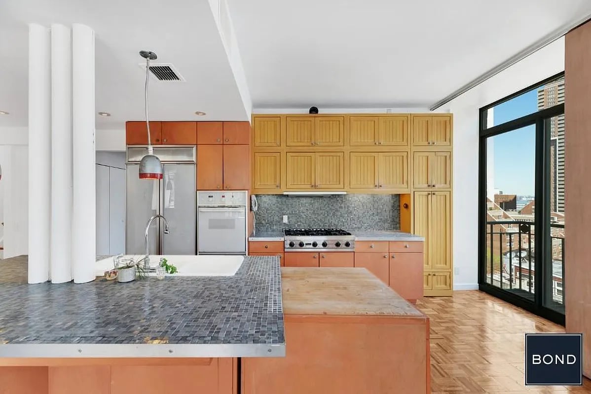 311 Greenwich St, #10A