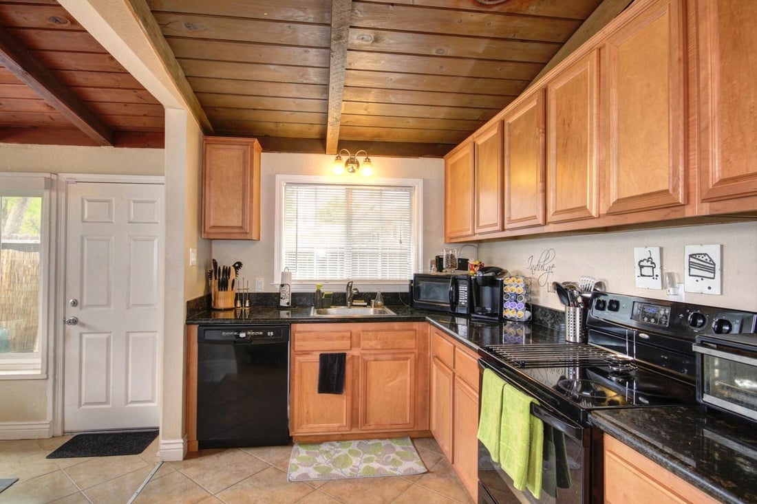 Just Listed for Under $200k!