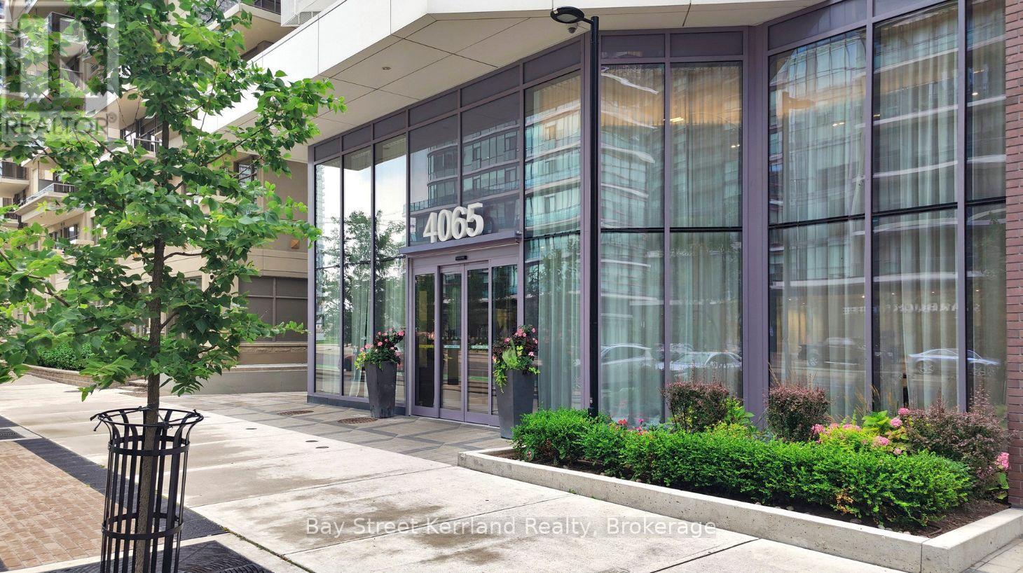 4065 Confederation Parkway #402