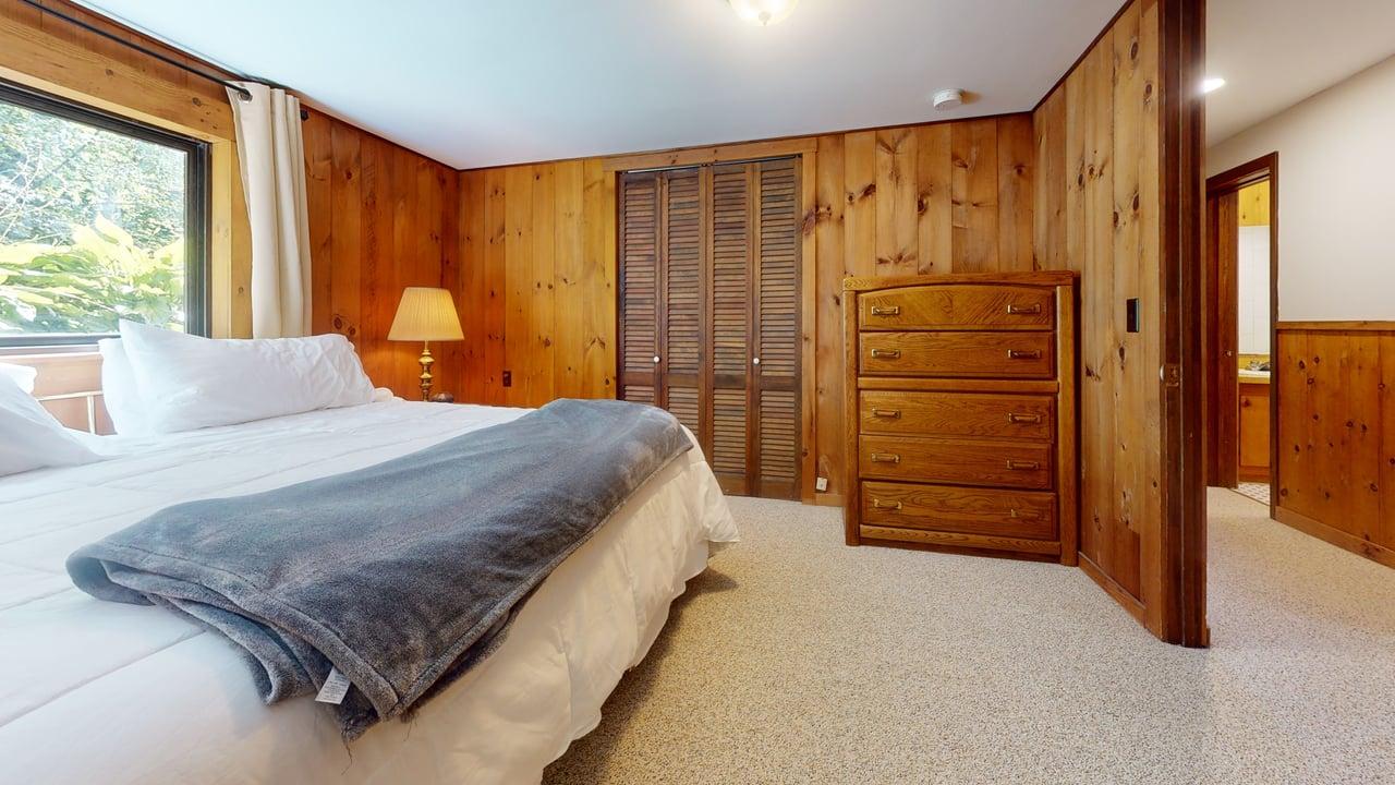 Spacious 3-level Private Home