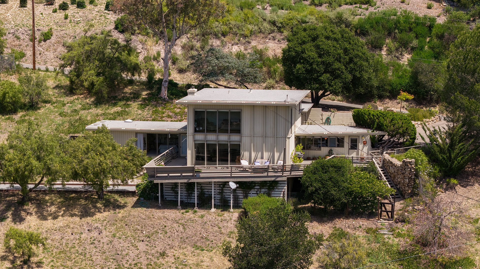 Mid-Century Retreat with Valley Views
