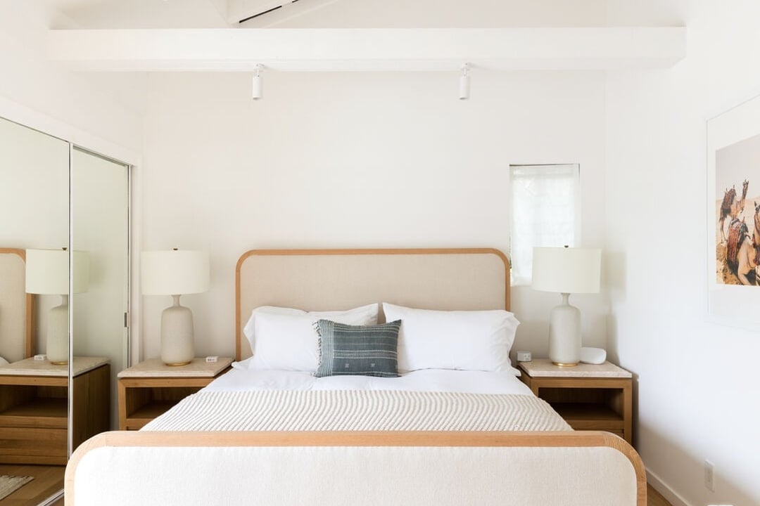 Echelon Pavilion, Grayfox St, 90265