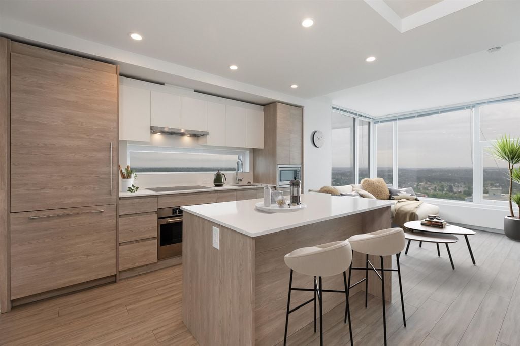 13615 Fraser Hwy, #2810