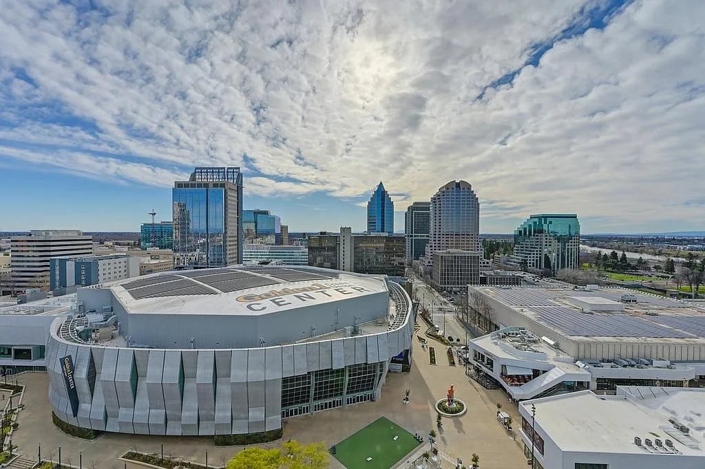 500 J St #1701