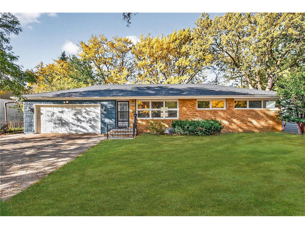 8114 Emerson Avenue S, Bloomington, MN 55420-1051