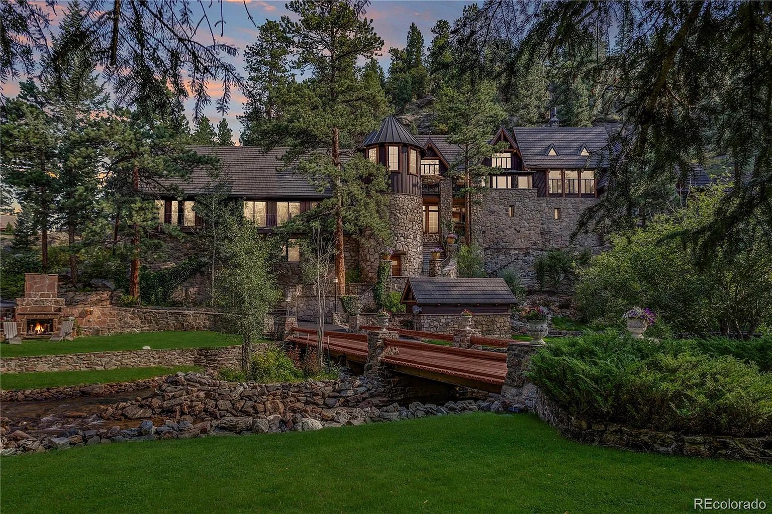 Bear Creek Castle