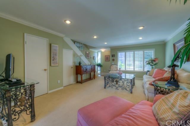 21127 Sailors Bay Ln
