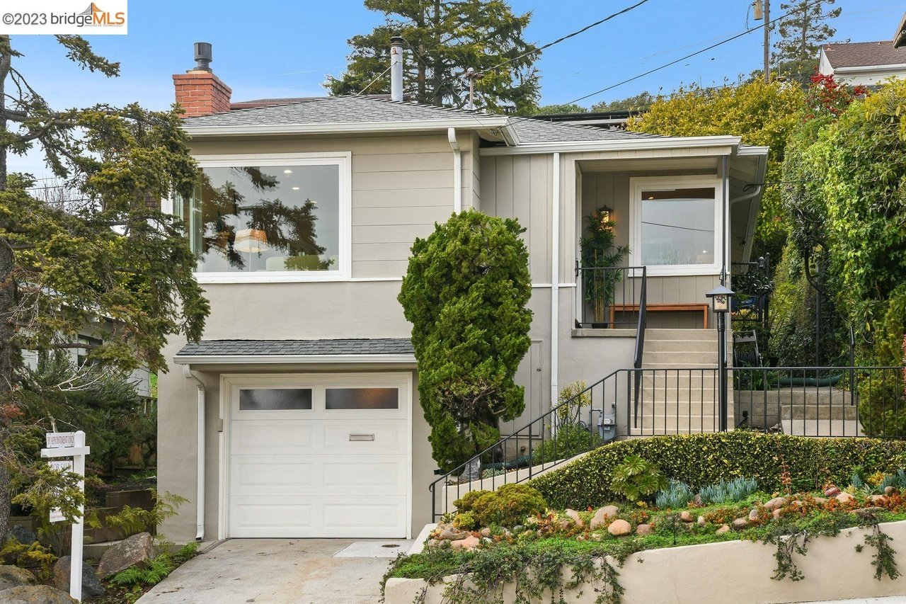 227 Kenyon Ave