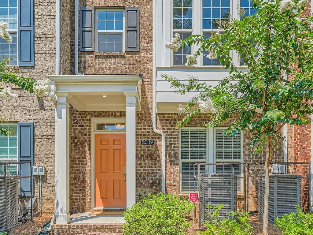 2039 Encanto Park Dr