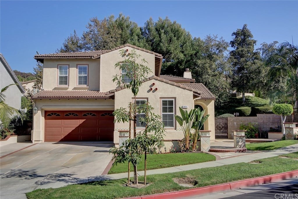 2911 Hawks Pointe Dr