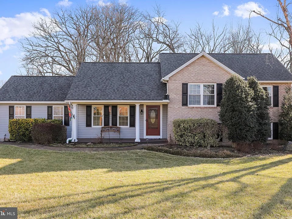 1649 Ann Lynns Dr
