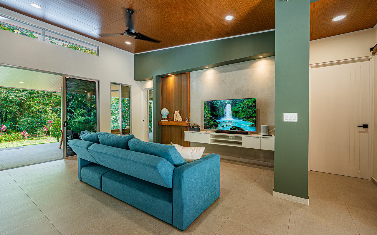 Unique Riverfront Home With Prime Location in Uvita