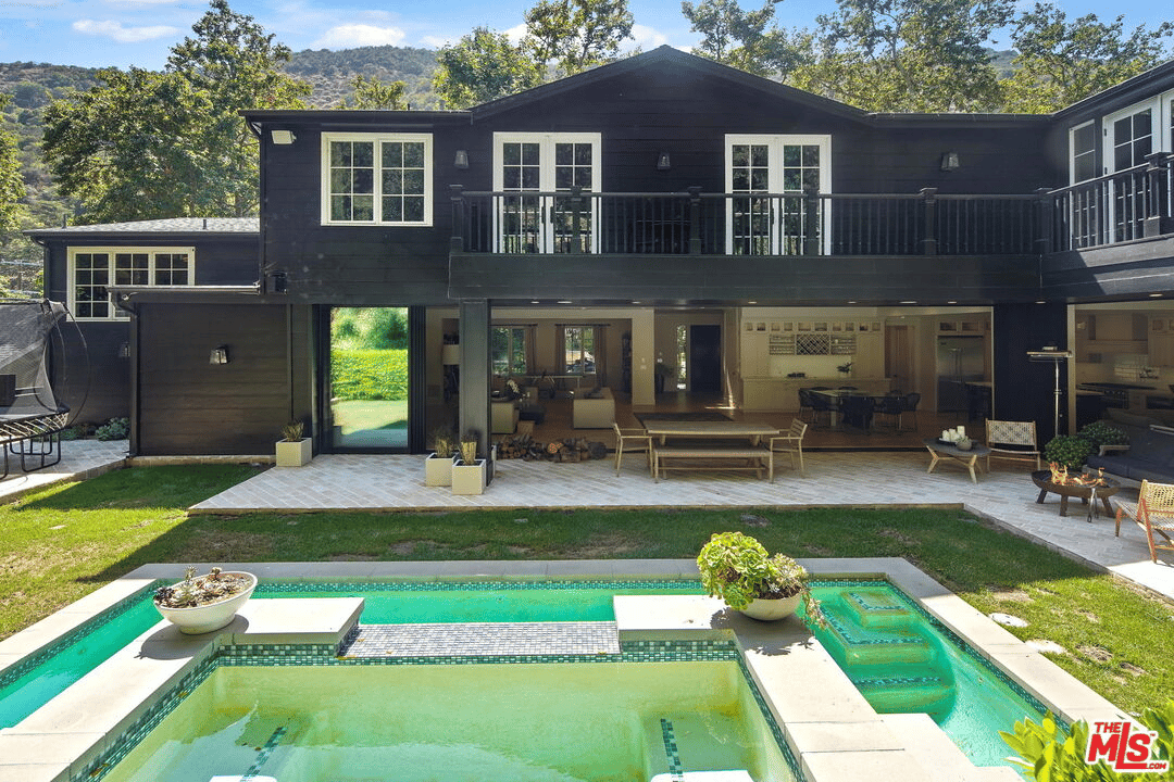 2794 Mandeville Canyon Rd