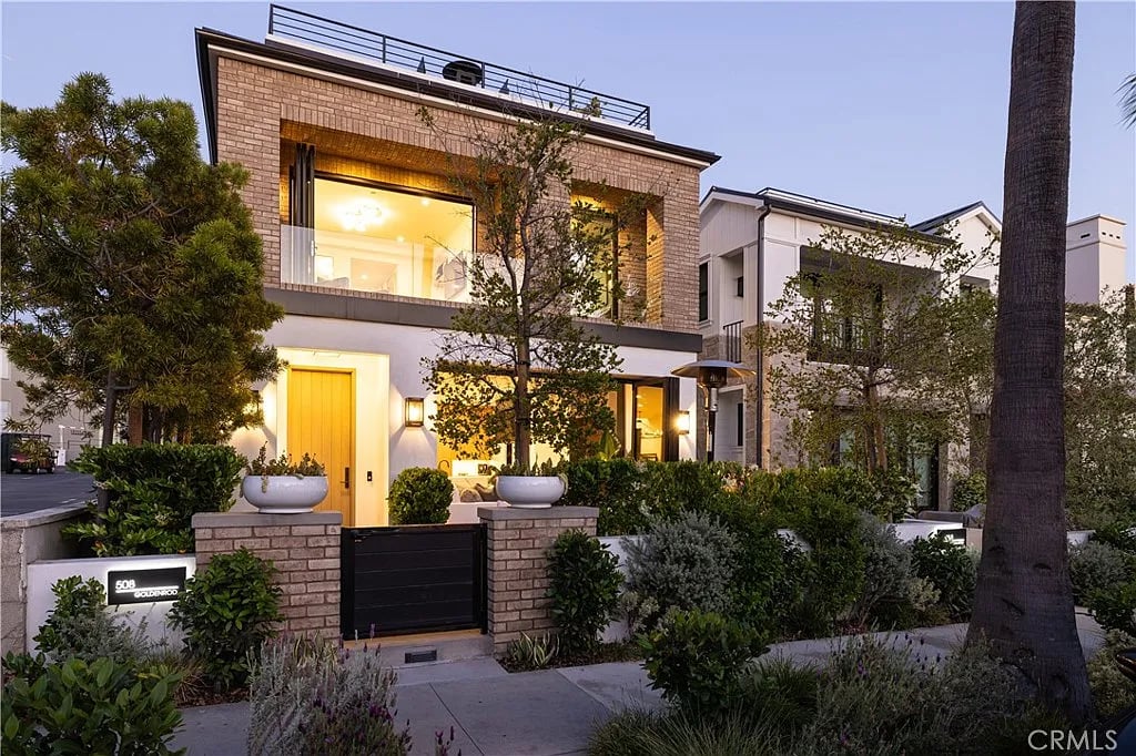 508 Goldenrod Ave, Corona Del Mar, CA 92625