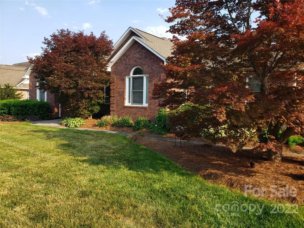 2647 Willis Dr