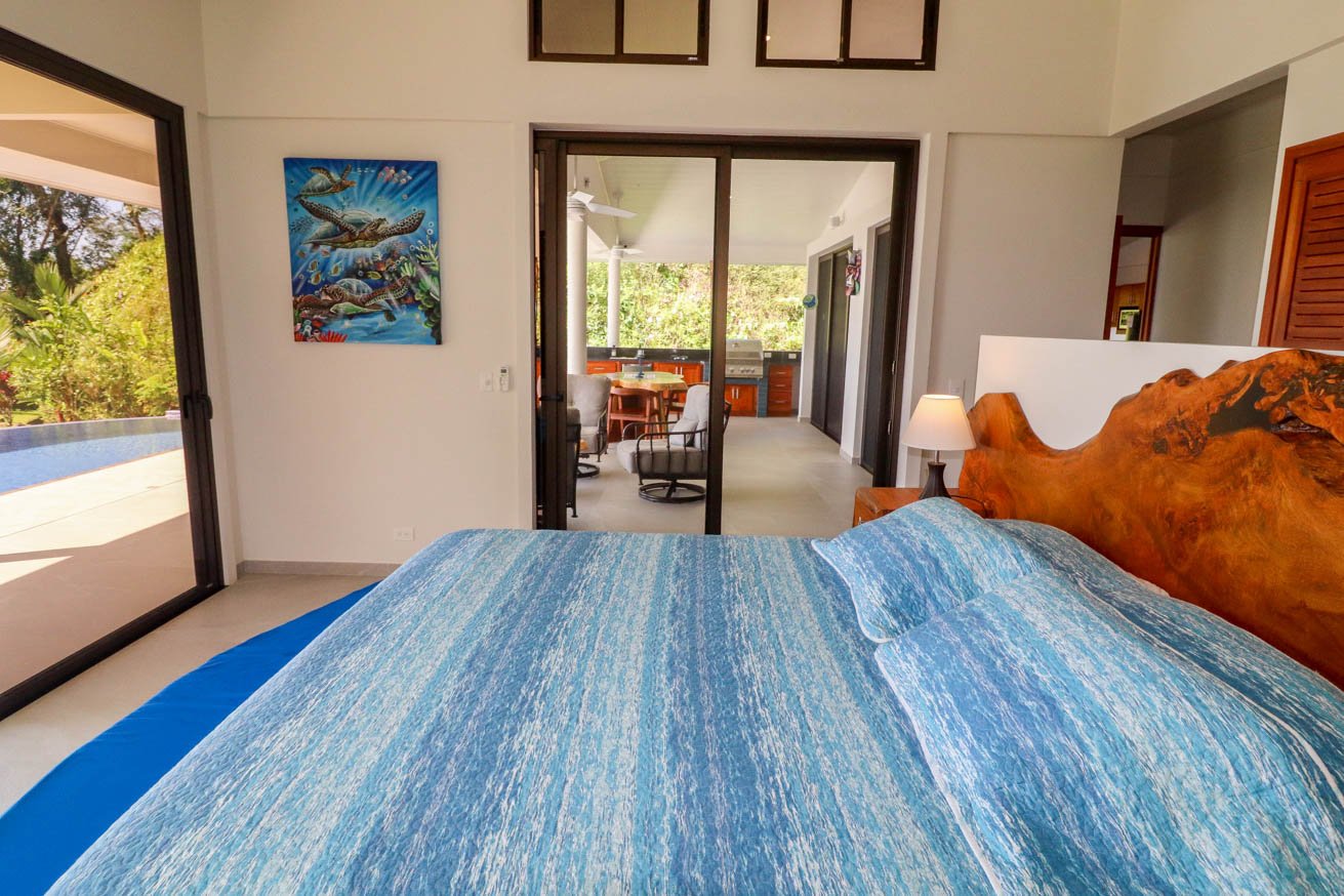 Private 2-Bed Hacienda with Ocean & Mountain Views, Pool & Development Potential in Ojochal