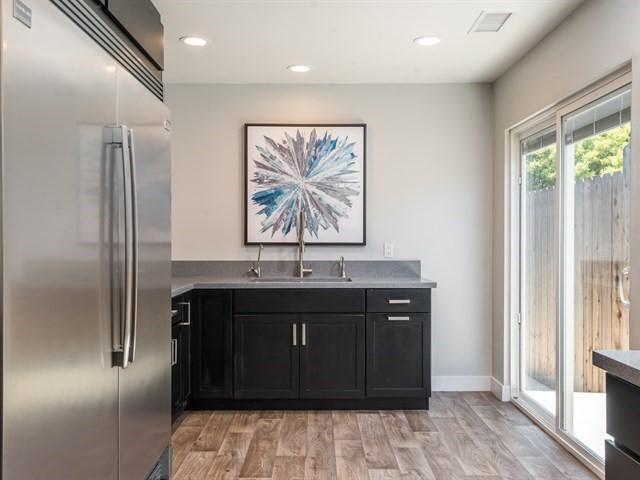 330 Palisades Dr