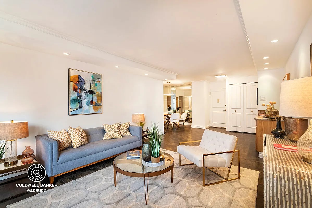 400 E 56th St APT 19J