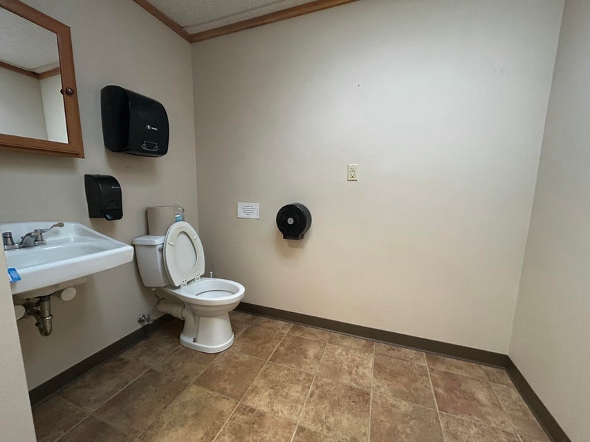 190 Bangor Road Ellsworth, ME 04605