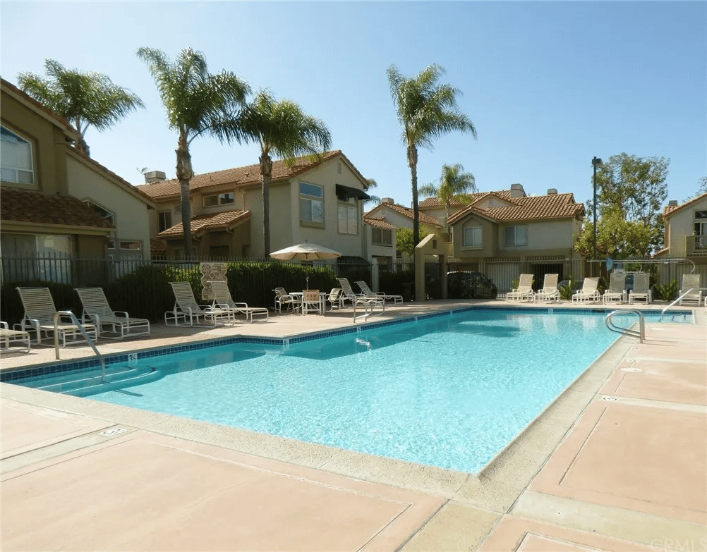 9 Silver Glade Dr #233