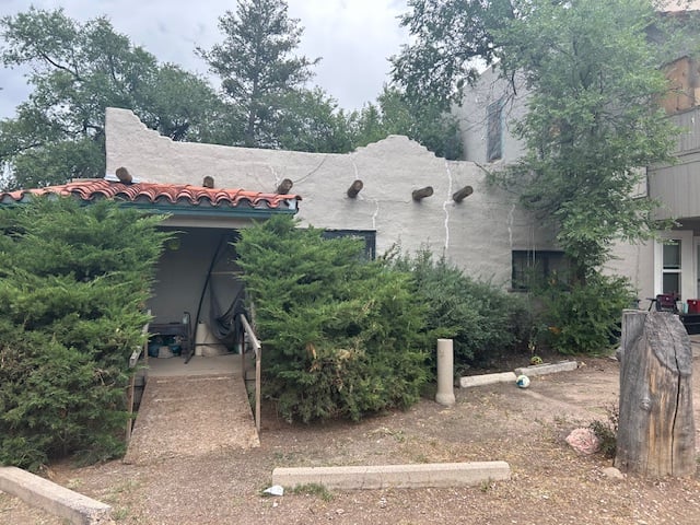 2100 E Platte Avenue