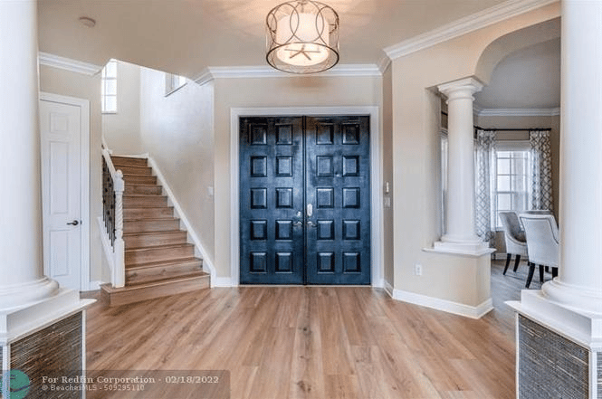 2806 Juniper Ln