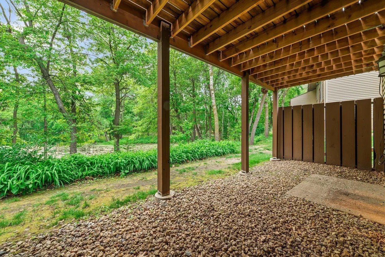 172 River Woods Ln