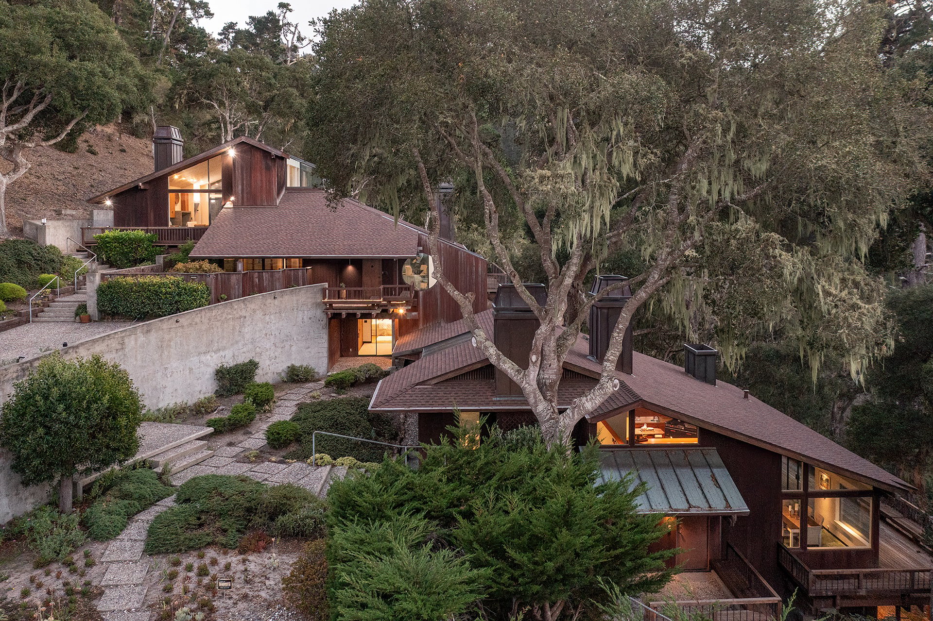 Carmel Bayview Retreat - 571 Viejo Rd