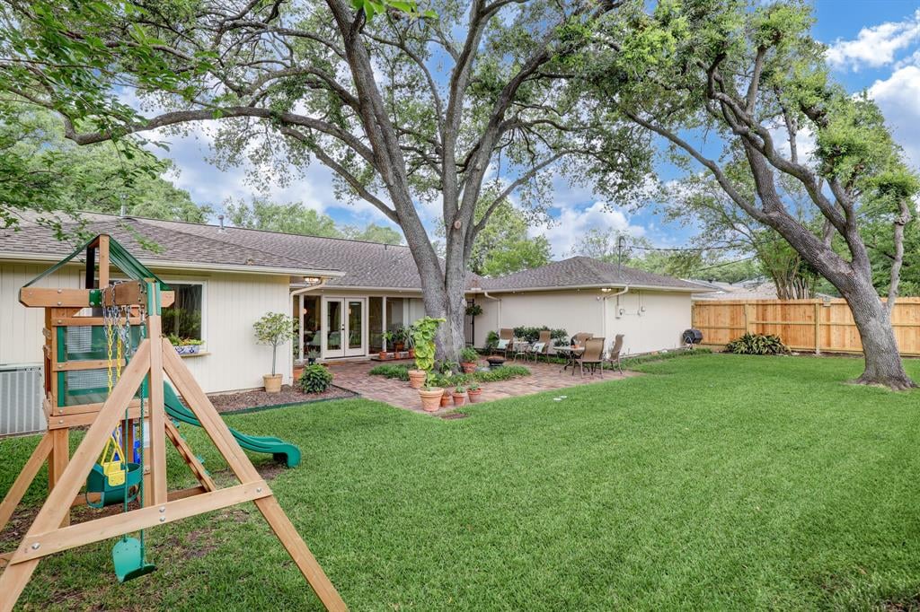 2103 Stoney Brook Dr