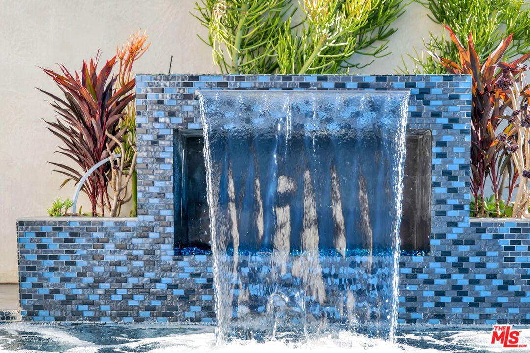 Atlas Heights, Malibu Rd, 90265