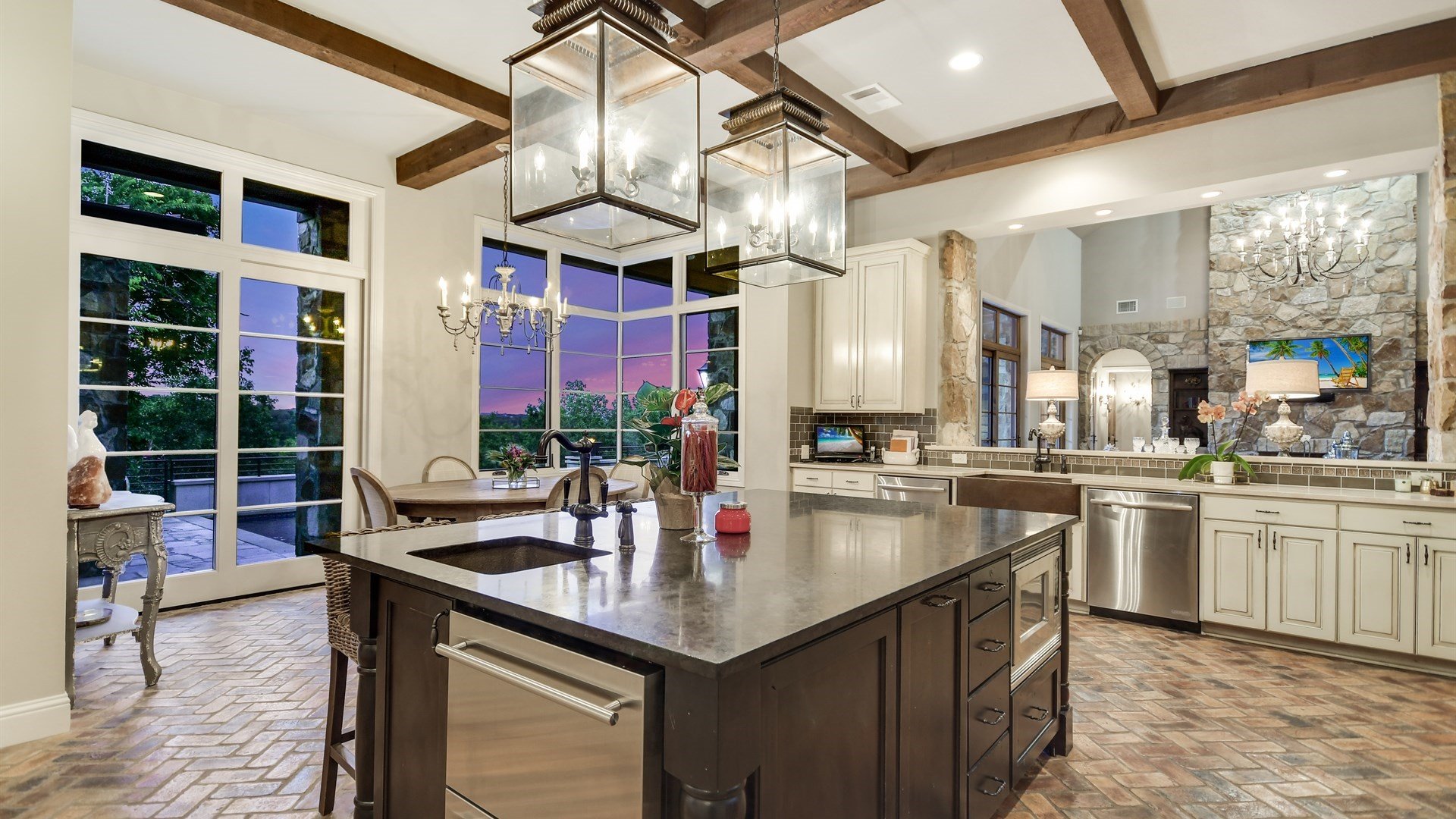 Colorado Contemporary with Privacy and Views