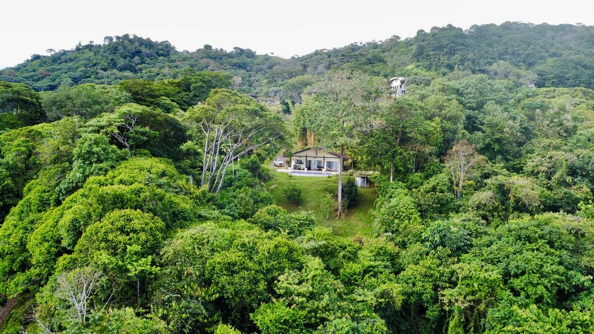 2 ACRES – 2 Bedroom Whales Tale Ocean View Home In Costa Verde Estates Gated Community!!!