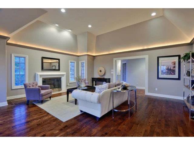  15806 HIDDEN HILL Rd